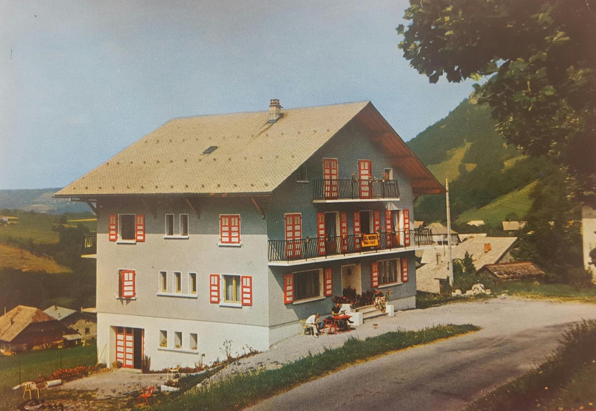Hôtel Plein Soleil Vacheresse Exterior foto